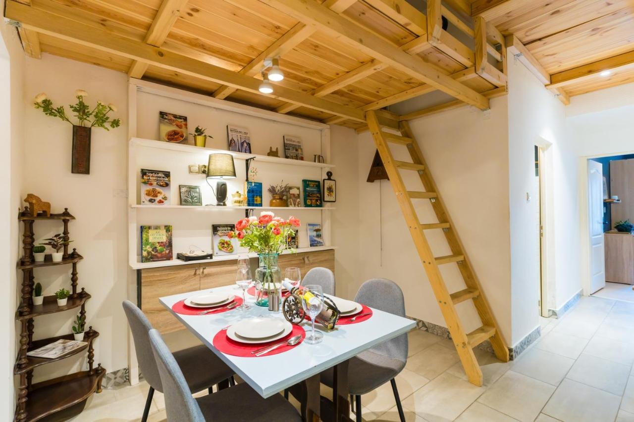 Westend Apartment Budapest Luaran gambar