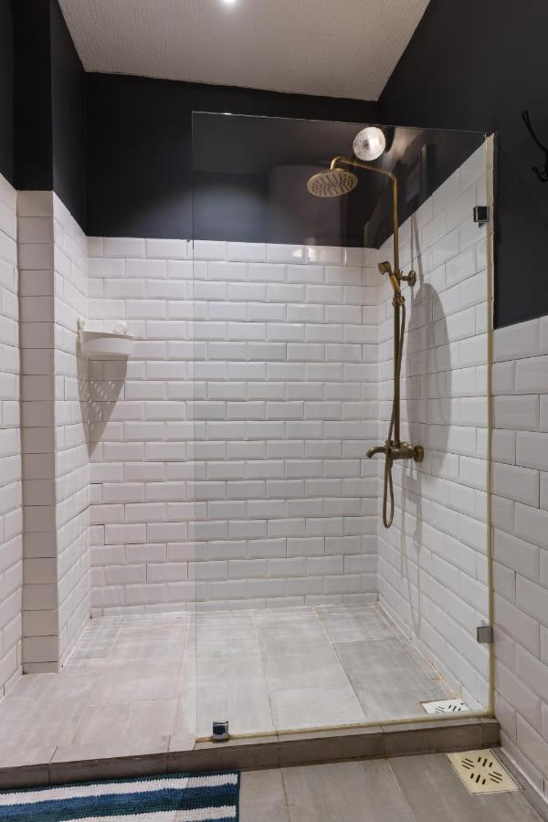 Westend Apartment Budapest Luaran gambar